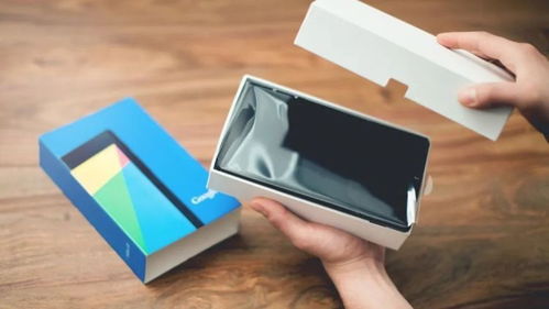 电子产品的“香气” 是便利的芬芳还是欲望的迷雾？